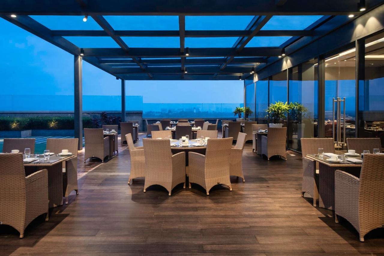 Vivanta Bhubaneswar Dn Square エクステリア 写真