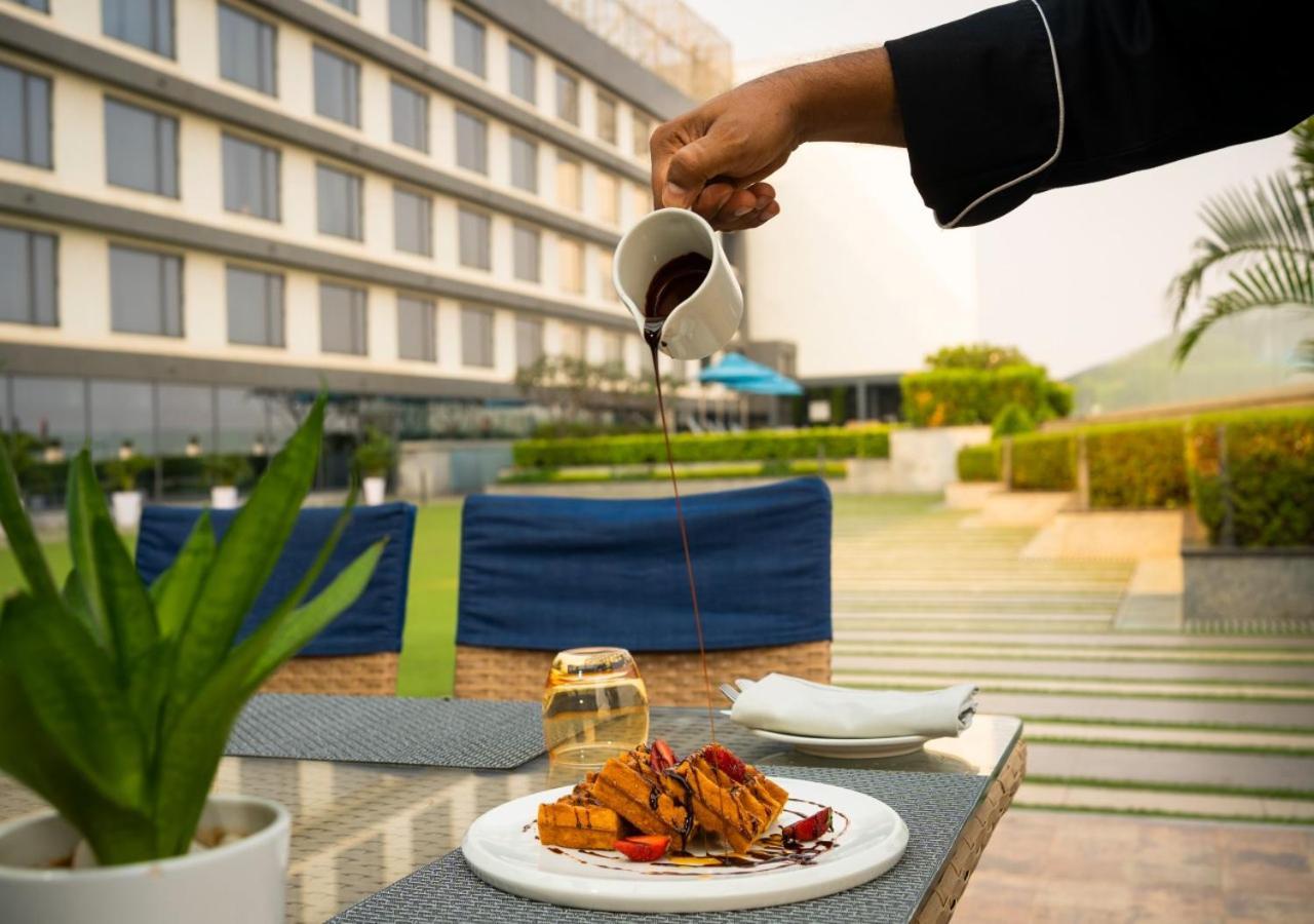 Vivanta Bhubaneswar Dn Square エクステリア 写真